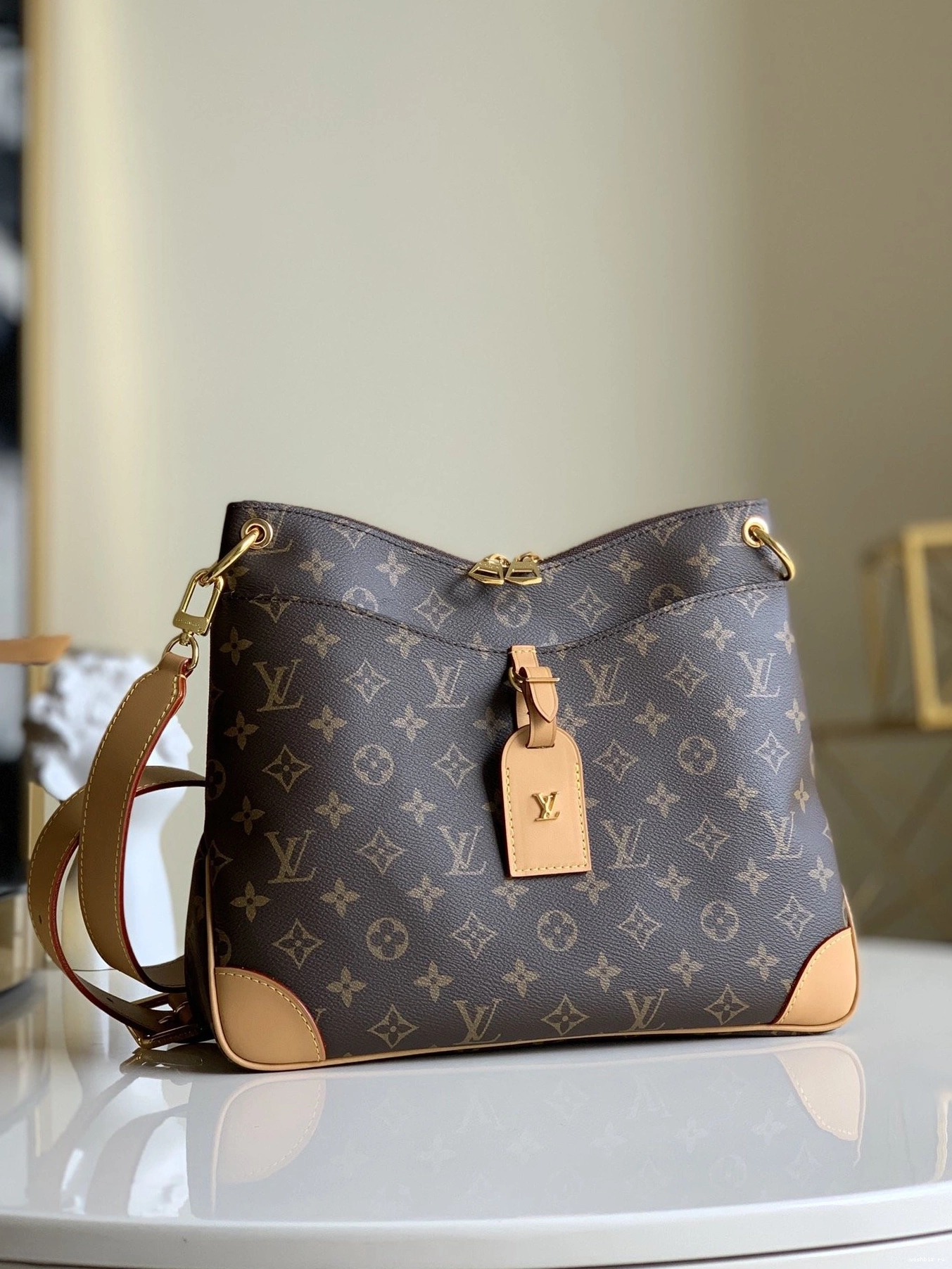 WIS MM ODÉON VUITTON LOUIS 0925